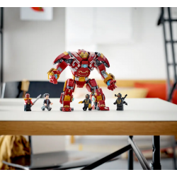 LEGO O Hulkbuster: A Batalha de Wakanda - 76247