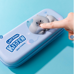 Estojo Kitten Squishy Pencilcase