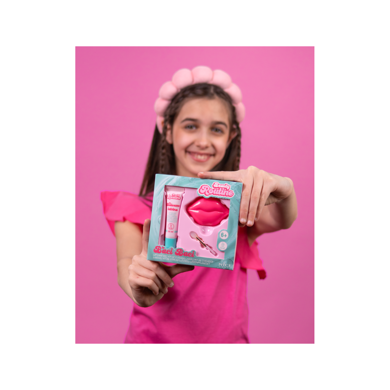 Kit de cuidados Baci Baci Beauty Routine com bálsamo labial