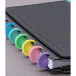 Discos e elástico diversidade brasileira M para o Caderno Inteligente